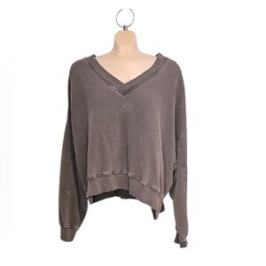 🍄 Aerie Casual V-Neck Gray Crop Sweatshirt, Size XL